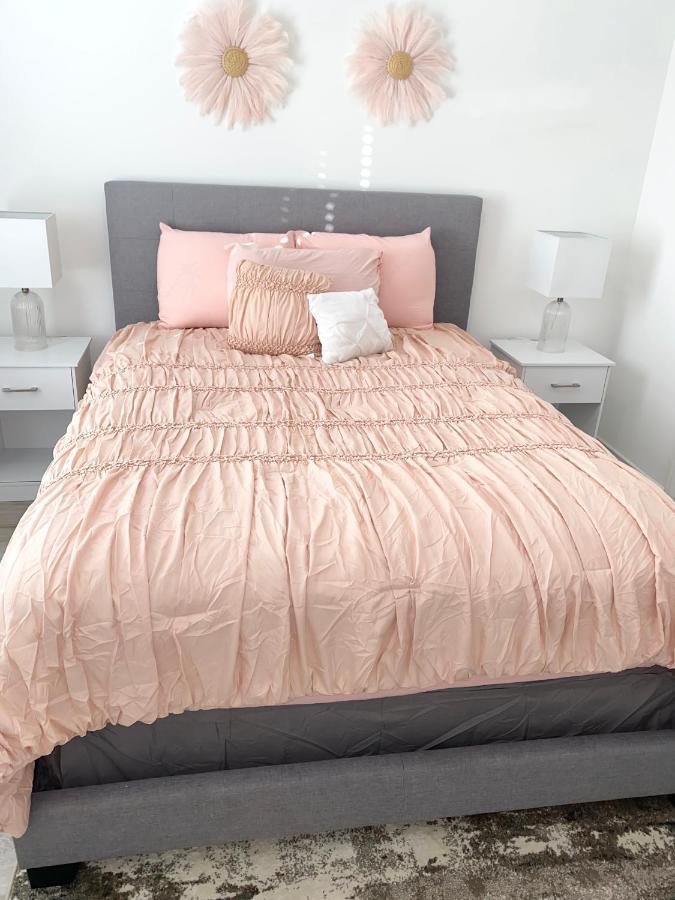 فيلا هيوستنفي Luxe Three Story Duplex Near Downtown & Med Center المظهر الخارجي الصورة